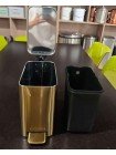 Прямокутне відро для сміття з плавним закриттям Mixxus Quadro-TC0105 Brushed Gold 5 л золото MI8394